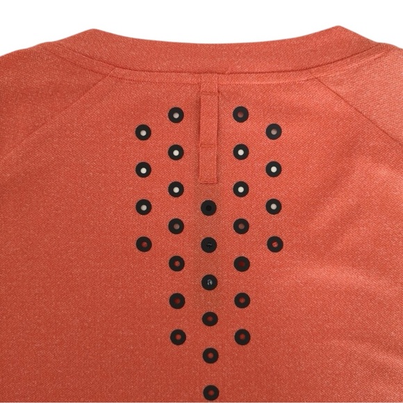 LULULEMON HTUI Orange Textured Training SS Top Shirt Men's Medium EUC - Picture 11 of 12